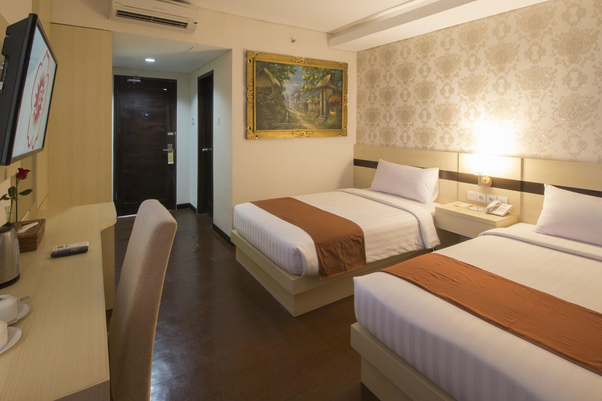 Hotel Grand Puri Saron Yogyakarta Exteriér fotografie
