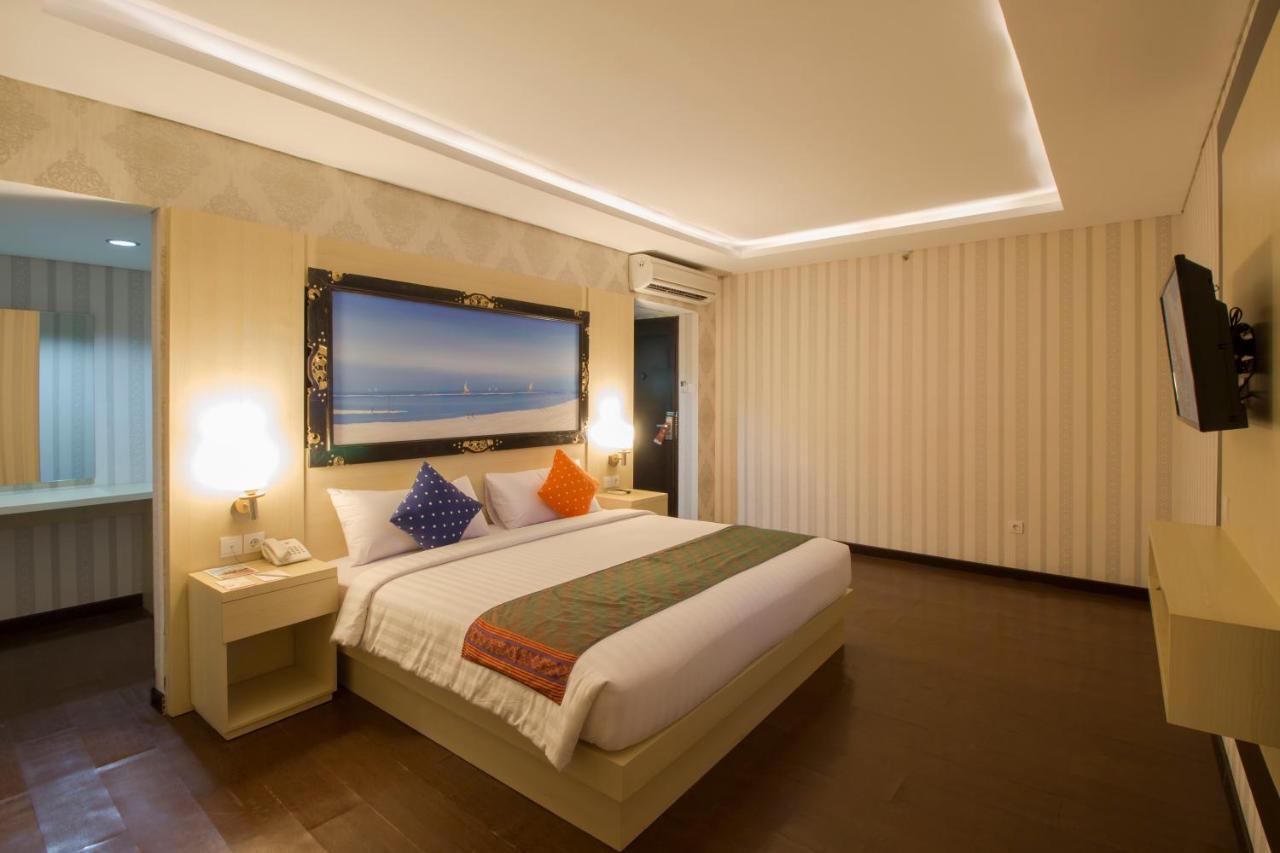 Hotel Grand Puri Saron Yogyakarta Exteriér fotografie