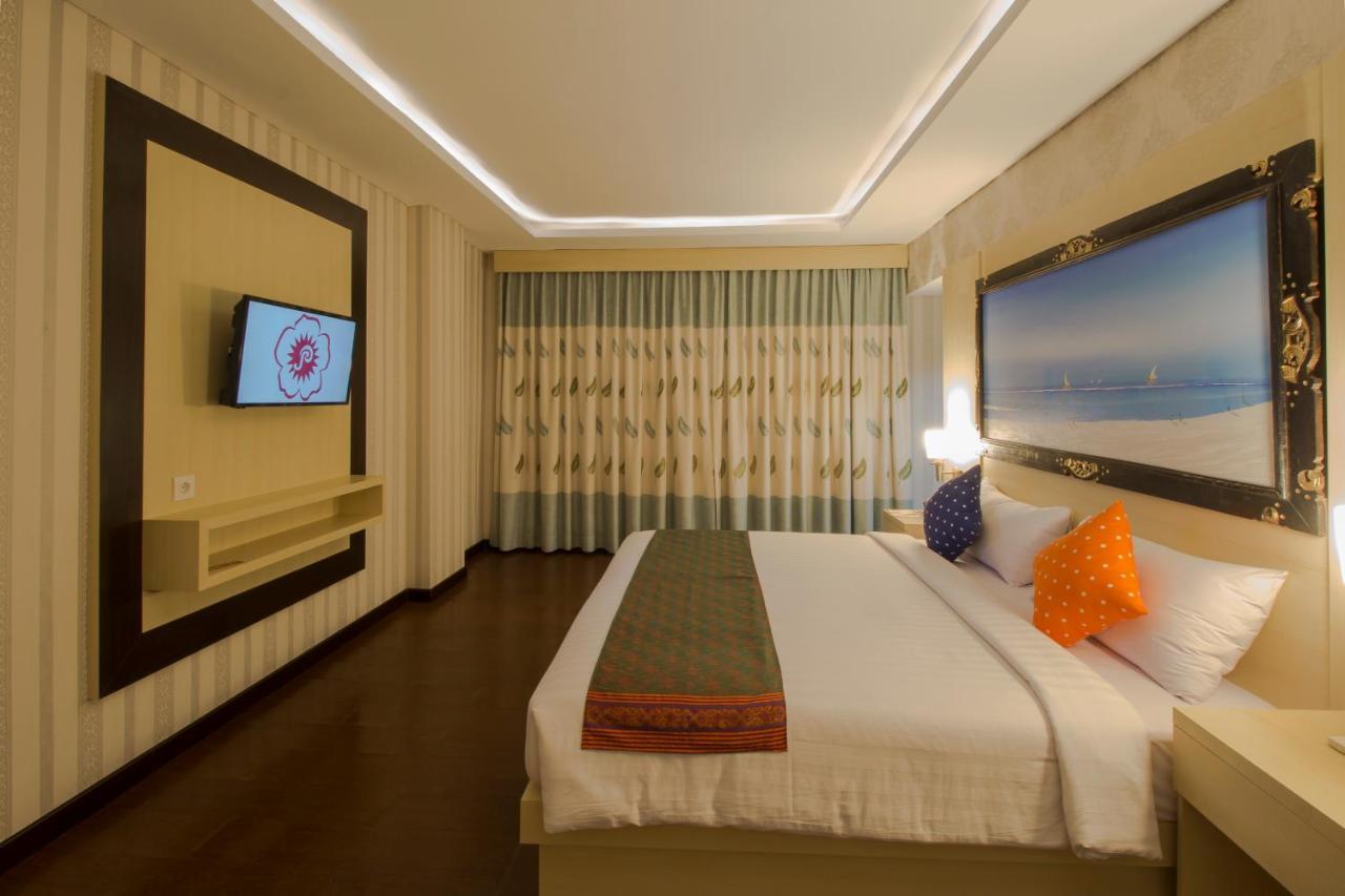 Hotel Grand Puri Saron Yogyakarta Exteriér fotografie