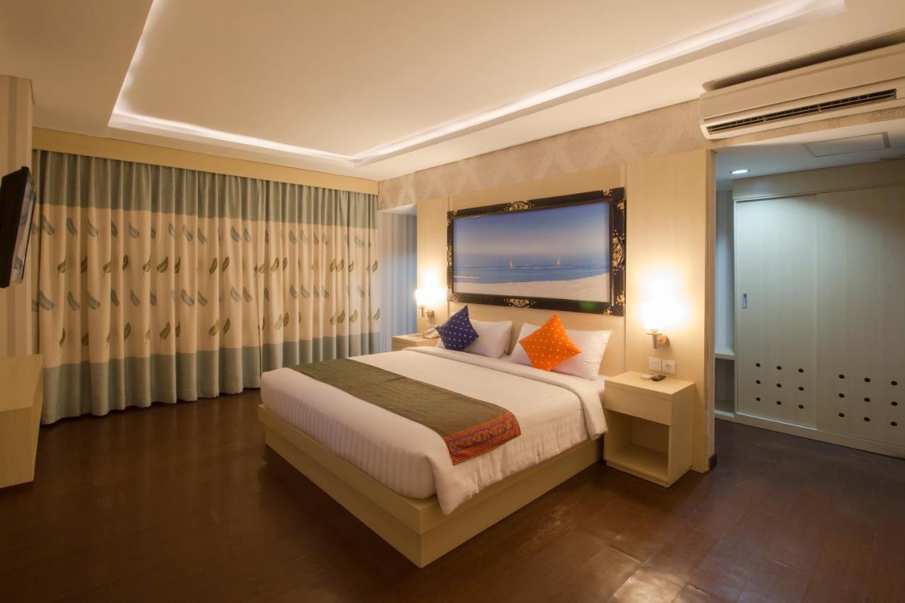 Hotel Grand Puri Saron Yogyakarta Exteriér fotografie