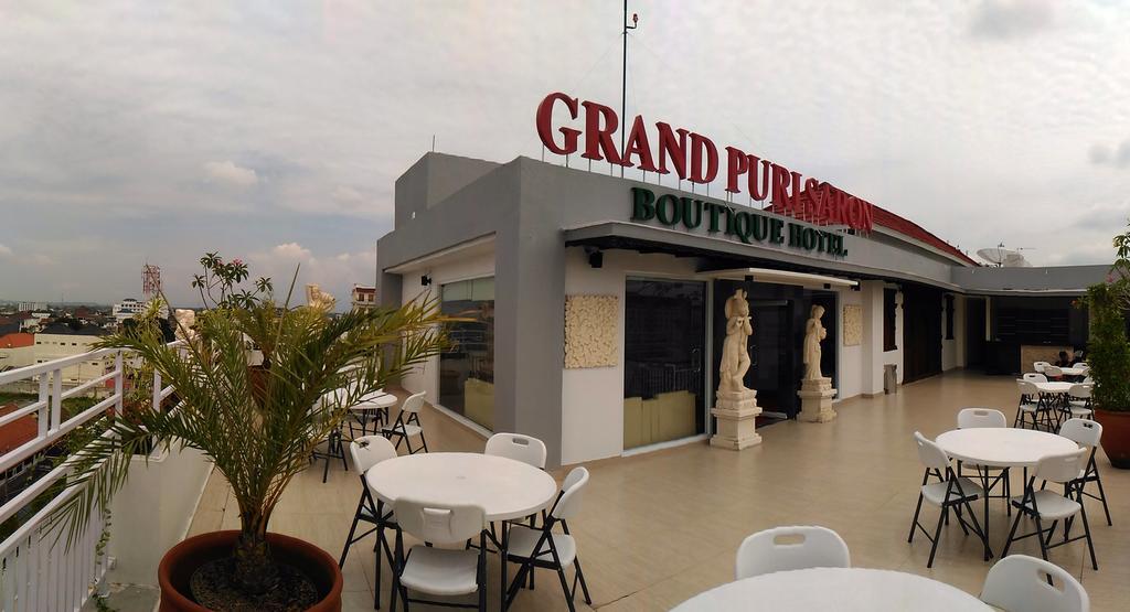 Hotel Grand Puri Saron Yogyakarta Exteriér fotografie