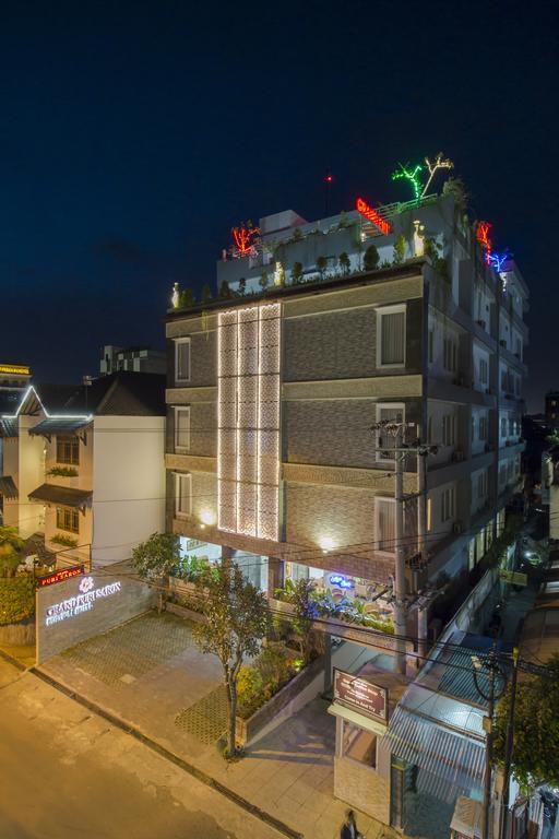 Hotel Grand Puri Saron Yogyakarta Exteriér fotografie